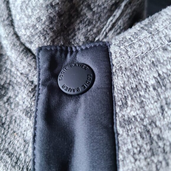 EDDIE BAUER MEN'S CONVECTOR SNAP MOCK SWEATER--BLACK HEATHER - SIZE T2XL - Picture 5 of 15